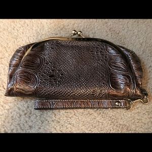 Large Guess Clutch/Wristlet